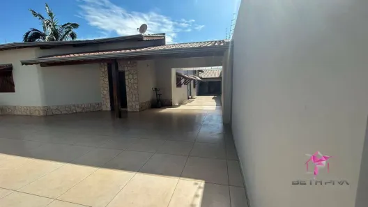 Casa com 3 Quartos à venda, 210m² no Jardim do Bosque, Leme