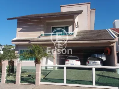 Casa com 4 Quartos à venda, 240m² no Pedra Branca, Palhoça