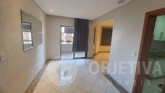 Apartamento com 3 Quartos para alugar, 110m² no Saraiva, Uberlândia