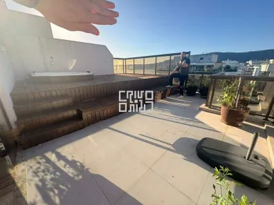 Cobertura com 4 Quartos à venda, 250m² no Charitas, Niterói