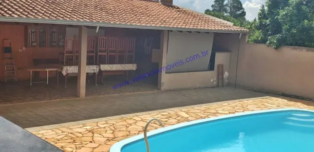 Fazenda/Sítio com 3 Quartos à venda, 160m² no Parque Residencial Tancredi, Americana
