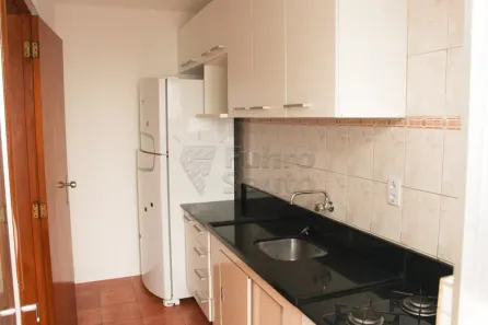 Apartamento com 2 Quartos para alugar, 58m² no Centro, Pelotas