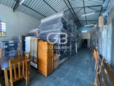 Galpão/Depósito/Armazém à venda, 274m² no São João, Jacareí