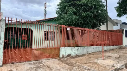 Casa com 3 Quartos à venda, 117m² no Jardim Universo, Maringá