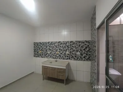 Casa de Condomínio com 2 Quartos para alugar, 77m² no Jardim São João, Jandira