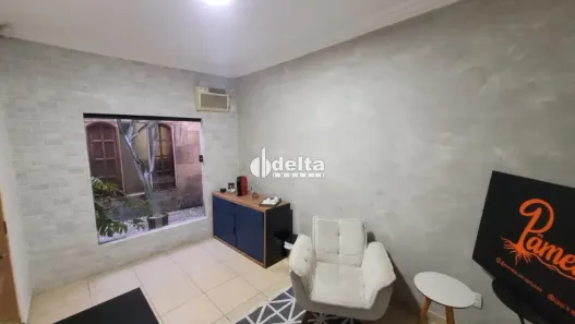 Ponto Comercial para alugar, 13m² no Brasil, Uberlândia