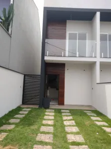 Casa de Condomínio com 3 Quartos à venda, 102m² no Morada dos Pássaros, Taboão da Serra