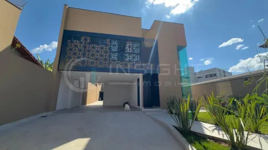 Casa com 3 Quartos à venda, 330m² no Maracanã, Anápolis