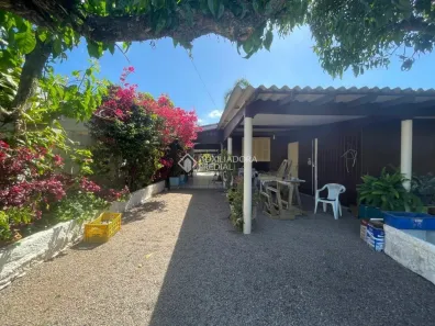 Casa com 6 Quartos à venda, 200m² no Passagem do Massiambú, Palhoça