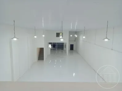 Prédio Comercial para alugar, 700m² no Santo Amaro, São Paulo