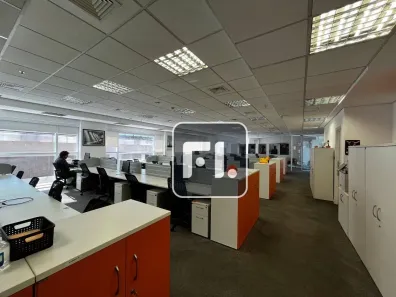Sala Comercial para alugar, 817m² no Vila Olímpia, São Paulo