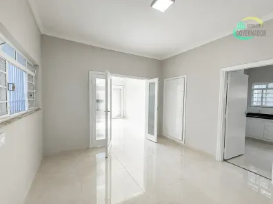Casa com 4 Quartos para alugar, 210m² no Jardim Chapadão, Campinas