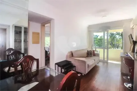 Apartamento com 2 Quartos para alugar, 59m² no Jardim do Salso, Porto Alegre
