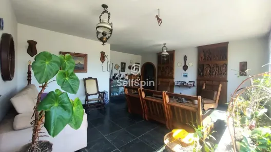 Apartamento com 4 Quartos para alugar, 180m² no Icaraí, Niterói