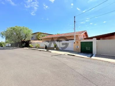 Casa com 3 Quartos à venda, 142m² no Jardim Estância Suíça, Serra Negra