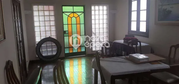 Casa com 3 Quartos à venda, 180m² no Grajaú, Rio de Janeiro