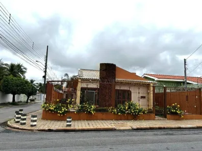 Casa com 4 Quartos à venda, 432m² no Boa Esperança, Cuiabá