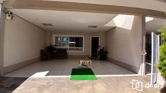 Sobrado com 3 Quartos à venda, 261m² no Vila Ipiranga, Porto Alegre