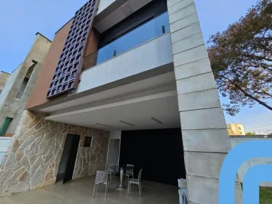 Casa de Condomínio com 3 Quartos à venda, 204m² no Vila Rosa, Goiânia