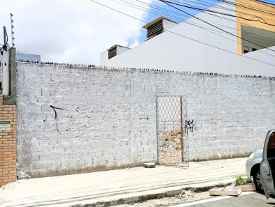 Lote/Terreno à venda, 350m² no Alecrim, Natal