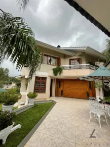 Casa com 4 Quartos à venda, 400m² no Desvio Rizzo, Caxias do Sul