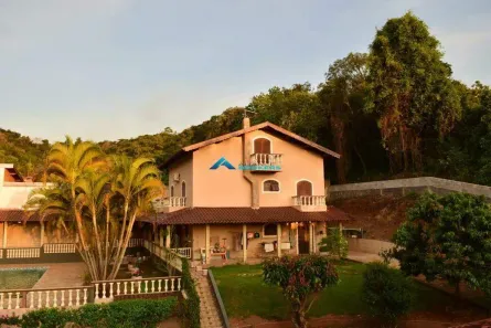 Fazenda/Sítio com 4 Quartos à venda, 385m² no Roseira, Jundiaí