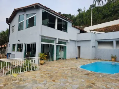 Casa de Condomínio com 3 Quartos à venda, 260m² no Centro, Igaratá