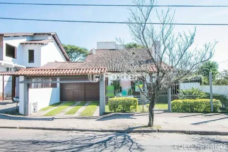 Casa com 4 Quartos à venda, 255m² no Vila Nova, Porto Alegre