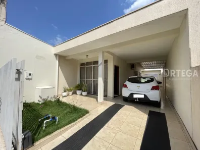 Casa com 4 Quartos à venda, 173m² no Conjunto Habitacional Inocente Vila Nova Júnior, Maringá