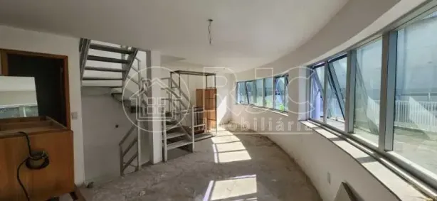Ponto Comercial à venda, 102m² no Barra da Tijuca, Rio de Janeiro