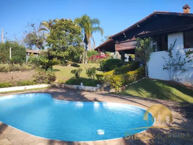Fazenda/Sítio com 3 Quartos à venda, 200m² no Loteamento Colinas Verdes, Atibaia