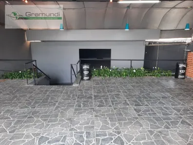 Galpão/Depósito/Armazém à venda, 600m² no Vila Moraes, São Paulo