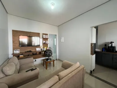 Casa com 2 Quartos à venda, 162m² no Plano Diretor Norte, Palmas
