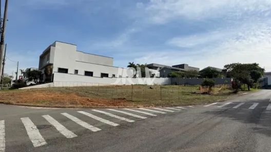 Lote/Terreno à venda, 748m² no Jardim dos Lagos, Indaiatuba