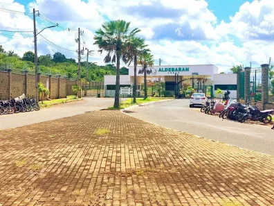 Lote/Terreno à venda, 330m² no Vale Quem Tem, Teresina