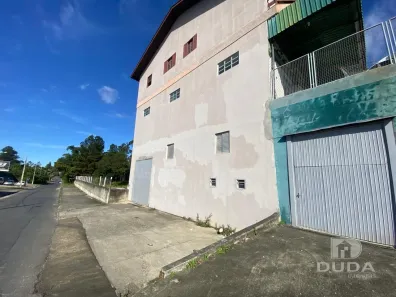 Imóvel Comercial para alugar, 400m² no Vila Floresta, Criciúma