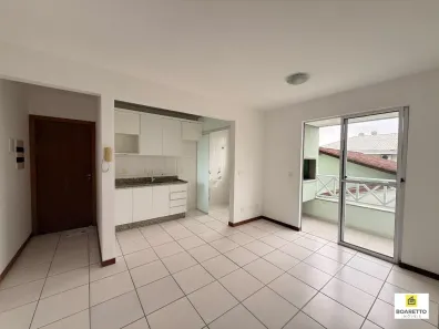Apartamento com 2 Quartos para alugar, 53m² no Saguaçu, Joinville