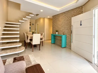 Casa com 3 Quartos para alugar, 146m² no Barra da Lagoa, Florianópolis