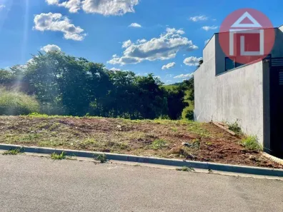 Lote/Terreno à venda, 140m² no Condomínio Villa Verde Bragança, Bragança Paulista