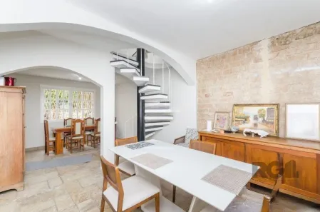 Casa com 4 Quartos à venda, 551m² no Três Figueiras, Porto Alegre