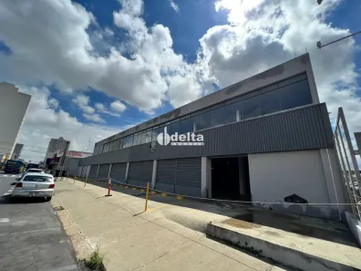 Ponto Comercial para alugar, 4224m² no Nossa Senhora Aparecida, Uberlândia