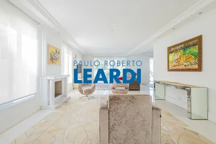 Casa de Condomínio com 4 Quartos à venda, 676m² no Alphaville, Santana de Parnaíba