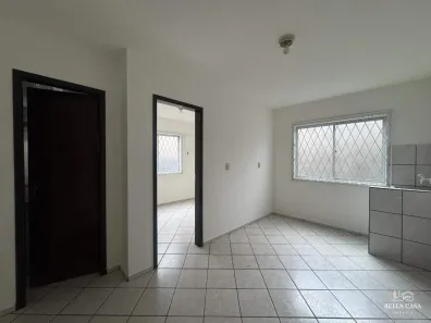Apartamento com 1 Quarto para alugar, 32m² no Bom Retiro, Joinville