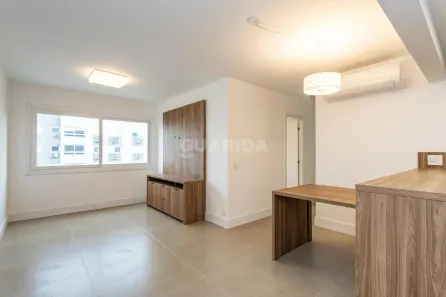 Apartamento com 3 Quartos para alugar, 76m² no São Sebastião, Porto Alegre