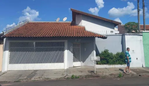 Casa com 3 Quartos à venda, 196m² no Jardim Carolina, Bauru