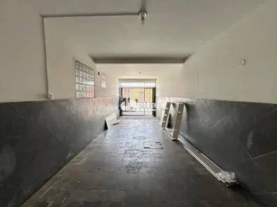 Casa com 3 Quartos para alugar, 120m² no Martins, Uberlândia