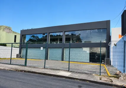 Prédio Comercial à venda, 880m² no Parque Manibura, Fortaleza