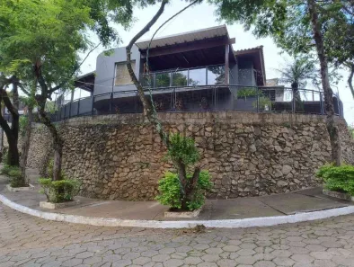 Casa de Condomínio com 3 Quartos à venda, 251m² no Vila Domingues, Votorantim