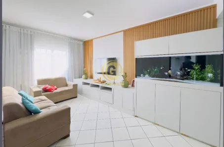 Sobrado com 3 Quartos à venda, 263m² no Parque Santo Antônio, Jacareí