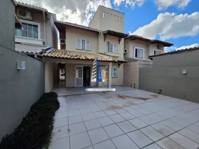 Casa de Condomínio com 3 Quartos à venda, 220m² no Parque Manibura, Fortaleza